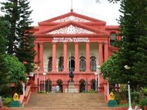 ಆನ್‌ಲೈನ್ ಶಿಕ್ಷಣಕ್ಕೆ ಗ್ರೀನ್ ಸಿಗ್ನಲ್ ನೀಡಿದ ಹೈಕೋರ್ಟ್