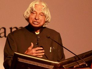 GK Questions On Abdul Kalam : ಡಾ. ಎ.ಪಿ.ಜೆ ಅಬ್ದುಲ್ ಕಲಾಂ ಅವರ ಬಗ್ಗೆ ನಿಮಗೆಷ್ಟು ಗೊತ್ತು ?