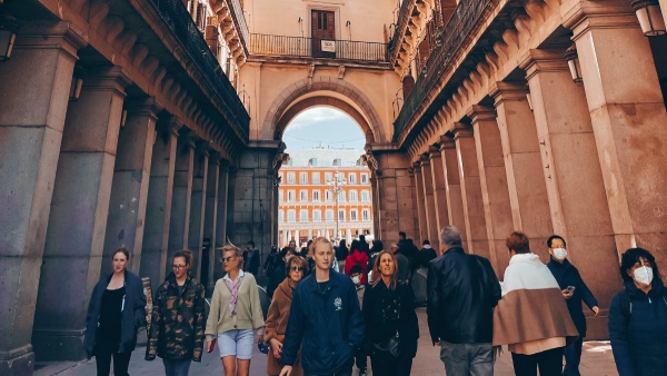 ಒಂದು ವಾರದಲ್ಲಿ 4 ಕೆಲಸದ ದಿನಗಳನ್ನು ಹೊಂದಿರುವ ದೇಶಗಳ ಪಟ್ಟಿ ಒಂದು ವಾರದಲ್ಲಿ 4 ಕೆಲಸದ ದಿನಗಳನ್ನು ಹೊಂದಿರುವ ದೇಶಗಳ ಪಟ್ಟಿ