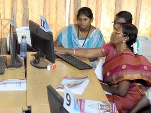 காலக்கெடுவுக்கு சேராத மாணவ, மாணவிகள்... இன்னும் 58 எம்பிபிஎஸ், 24 பிடிஎஸ் இடங்கள் காலி!!