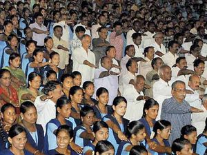 தமிழகத்தில் பள்ளி செல்லாமல் இருக்கும் குழந்தைகள் 37 ஆயிரம் பேராம்.. ஆய்வில் அதிர்ச்சித் தகவல்கள்!!