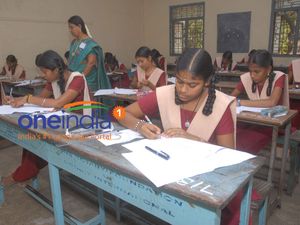 பிளஸ் 2 சிறப்பு துணைத் தேர்வு: அசல் மதிப்பெண் சான்றிதழ் விநியோகம் தொடக்கம்!!