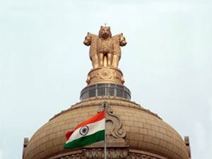 கூகுள் அறிவியல் விருதை பெற்ற இளம் விஞ்ஞானி லலிதாவுக்கு மத்திய அரசு பாராட்டு
