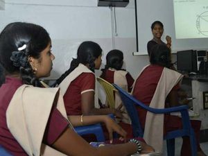 6 கேந்திரிய வித்யாலயா பள்ளிகளில் வகுப்புகள் ஒத்திவைப்பு!!