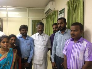 தமிழ்நாடு வேலையில்லா பிஏட் கணினி ஆசிரியர்கள் கோரிக்கை மனு !!!