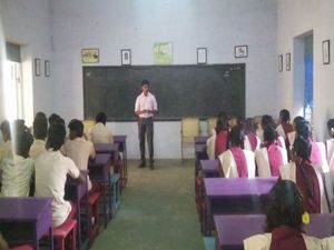 சென்னை பள்ளிகளில் அரையாண்டு தேர்வு இரத்து !