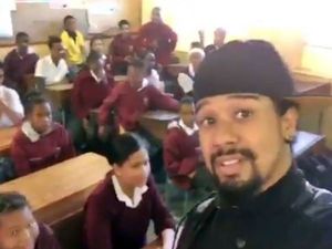 'ஹிப் ஹாப்' இசையில் நடனத்தோடு கணக்குப் பாடம்!