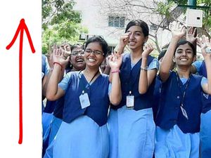 10-ம் வகுப்பு பொதுத் தேர்வில் புதிய சாதனைபடைத்த இராமநாதபுரம்!