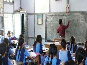 காலாண்டுத் தேர்வில் குறைவான தேர்ச்சி- பள்ளி ஆசிரியர்களுக்கு பயிற்சி வழங்க முடிவு!