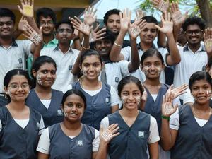 11ம் வகுப்பு தேர்வு முடிவு வெளியானது! மாநில அளவில் கோவைதான் டாப்பு!