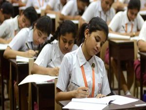 5,248 பேருக்கு 10-ம் வகுப்பு பொதுத் தேர்வு முடிவுகளை வெளியிடாதது ஏன்?