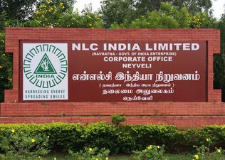 மத்திய அரசின் NLC நிறுவனத்தில் பணியாற்ற ஆசையா? ஊதியம் ரூ.90 ஆயிரம்!!