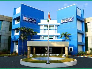 ரூ.45 ஆயிரம் ஊதியத்தில் சென்னையில் கொட்டிக்கிடக்கும் மத்திய அரசு வேலைகள்! விண்ணப்பிக்கலாம் வாங்க!