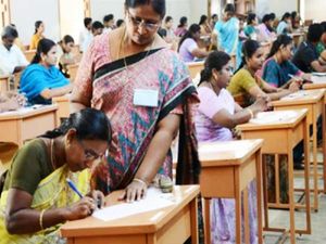 ரூ.1.16 லட்சம் ஊதியத்தில் தமிழக அரசு ஆசிரியர் தேர்வுக்கு விண்ணப்பிக்க கால அவகாசம் நீட்டிப்பு!