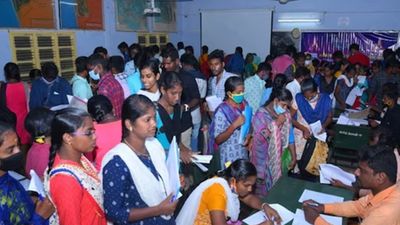 தேனி மாவட்டத்தில் ஓரே நாளில் 2 மெகா வேலைவாய்ப்பு முகாம்கள்...!