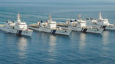 இளைஞர்களே...கடலோரக் காவல்படையில் சேர விருப்பமா...!!!