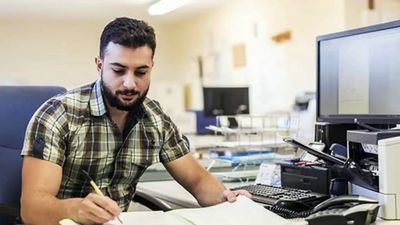 வேலை ரெடி...!அழைக்கிறது பிஆர்எல்...!!