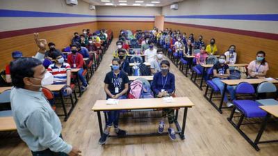 அரசு பாலிடெக்னிக் கல்லூரிகளில் டிப்ளமோ சேர விருப்பமா...!