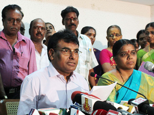 வெளியானது 10ம் வகுப்பு தேர்வு முடிவுகள்.. வழக்கம் போல மாணவிகளே அதிக தேர்ச்சி வெளியானது 10ம் வகுப்பு தேர்வு முடிவுகள்.. வழக்கம் போல மாணவிகளே அதிக தேர்ச்சி