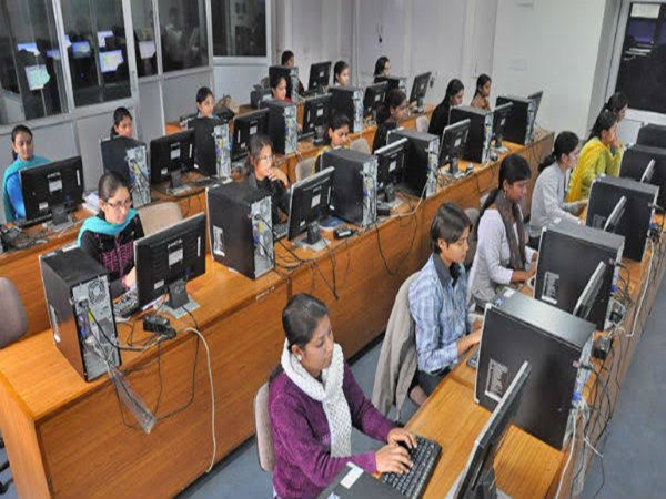 TN TRB: உதவிப் பேராசிரியர் பணியிடத்திற்கு விண்ணப்பித்தவர்களுக்கு முக்கிய அறிவிப்பு! TN TRB: உதவிப் பேராசிரியர் பணியிடத்திற்கு விண்ணப்பித்தவர்களுக்கு முக்கிய அறிவிப்பு!