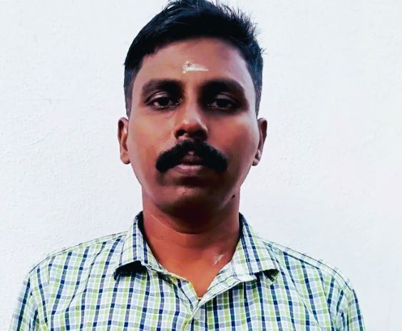 நல்லாசிரியர் விருது பெறும் ஆசிரியர் யார்