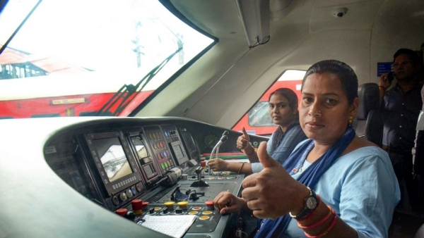 ரயில் விகாஸ் நிறுவனத்தில் மேலாளர் வேலை தயார்...!!! ரயில் விகாஸ் நிறுவனத்தில் மேலாளர் வேலை தயார்...!!!