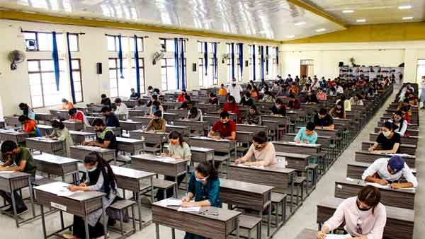 ஜேஇஇ அட்வான்ஸடு தேர்வில் வெற்றி பெற உதவும் அம்சங்கள் என்ன? ஜேஇஇ அட்வான்ஸடு தேர்வில் வெற்றி பெற உதவும் அம்சங்கள் என்ன?