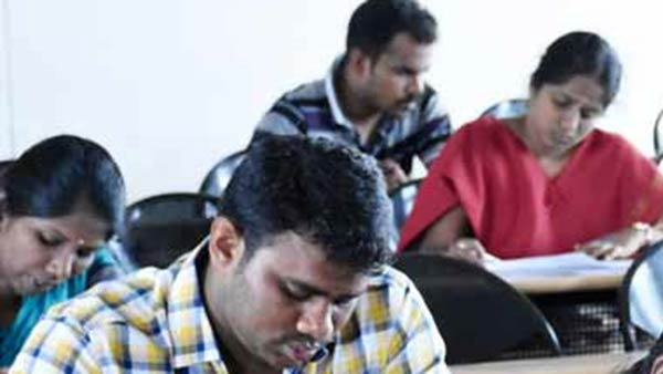 டிஆர்பி தேர்வுக்கு விண்ணப்பிக்கும்போது கவனிக்க வேண்டியது என்ன? டிஆர்பி தேர்வுக்கு விண்ணப்பிக்கும்போது கவனிக்க வேண்டியது என்ன?