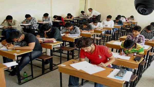 பயிற்சி நிறுவனத்தில் சேராமலேயே யுபிஎஸ்சி தேர்வில் தேர்ச்சி பெறுவது எப்படி...?