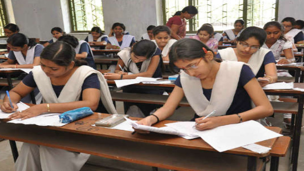 இலவச கட்டணத்துடன் தனியார் சுயநிதி பள்ளிகளில் சேர வேண்டுமா...ஆன்-லைனில் அப்ளை பண்ணுங்க....!!